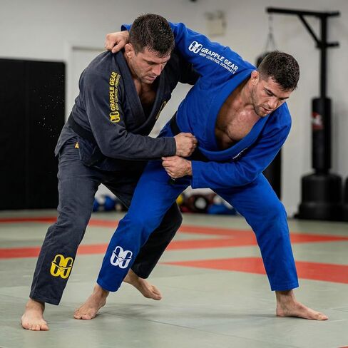 زي BJJ Gi Kimono البرازيلي جيو جيتسو للرجال - 450 جرام لكل متر مربع منكمش مسبقًا BJJ Gi باللون الأبيض والأسود والأزرق و4 مقاسات in Kuwait