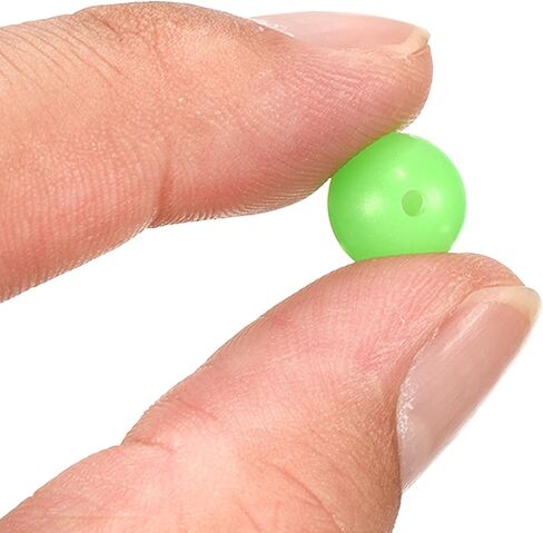 200 Pcs Glow Fishing Beads - Plastic Luminous Round Soft Bait Egg Lure Rigs Apply to Outdoor Tackle Tool (10mm, Green) in Saudi Arabia