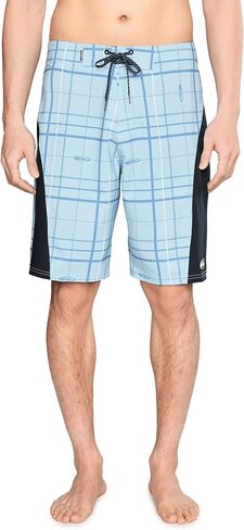 شورت Quiksilver للرجال على شكل قناة 21 in Kuwait
