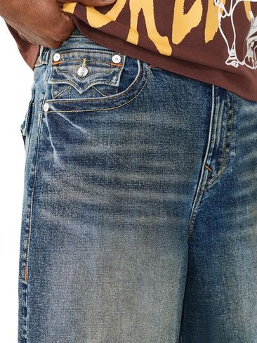 True Religion Men’s Mikey Super T Short – Relaxed Fit, Horseshoe Detailing in Kuwait