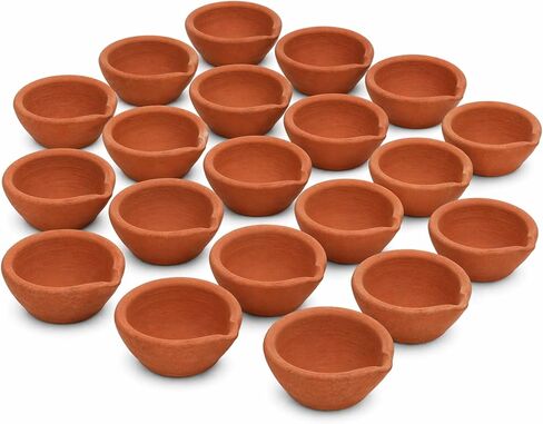 Diwali Diyas Clay Diyas for Pooja مع فتائل قطنية [12 قطعة] - مصباح زيت بوجا الهندي Diwali Pooja - ديكور ديوالي للمنزل - عناصر هدايا الإرجاع الهندية بمناسبة الانتقال لمنزل جديد Hashcart® in Kuwait