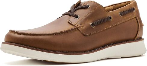 Florsheim تطلق أحذية Moc Toe Boat in Kuwait