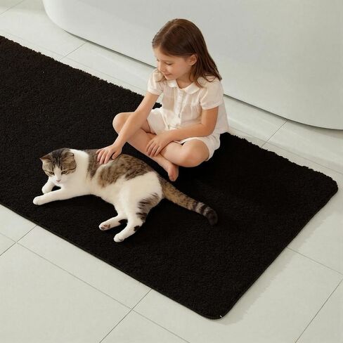 TYUU Black Bathroom Rug, Ultra Soft Bath Rugs Non Slip Washable, Super Absorbent Quick Dry Small Bath Mat with Rubber Backing for Bathroom Floor, Shower, or Sink, Black 16" x 24" in Saudi Arabia