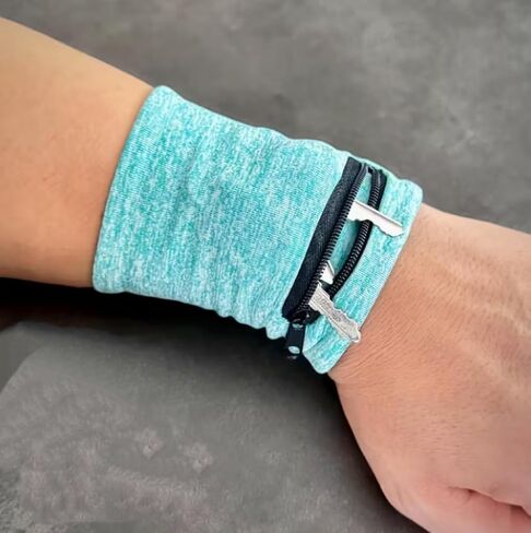 1PC Unisex Wrist Wallet Bag Polyester with Zipper Adjustable Strap Slim Wristband for Running, Travel, Gym, Grey in Kuwait