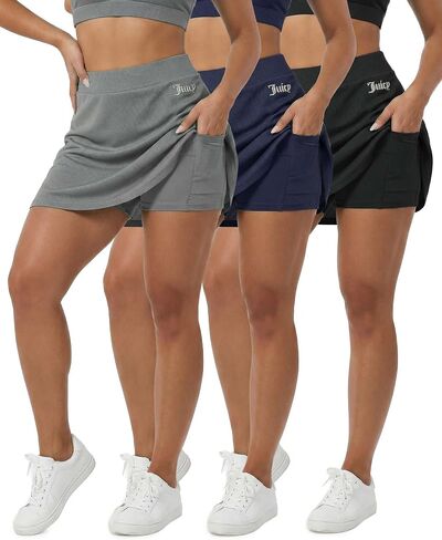 مجموعة من 3 قطع من Juicy Couture: تنورة تنس شبكية للسيدات بطول الركبة مع جيوب، وتنانير رياضية لكرة البيسبول للجولف مدمجة في السراويل القصيرة in Kuwait