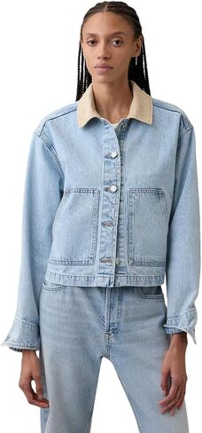 جاكيت ديمين بارن قصير للسيدات من GAP in Kuwait