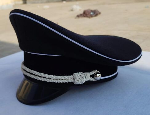 WW2 قبعة ضابط النخبة الألمانية قناع قبعة سوداء وأنبوب الذقن حبل فضي (58 سم) in Kuwait