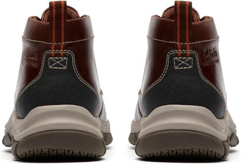 حذاء Walpath Chukka للرجال من Clarks in Kuwait