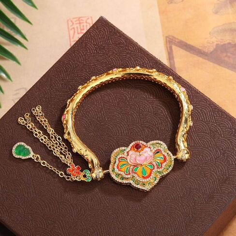 Amulet Golden Women's Bracelet,Gifts for ladies and mothers Feng shui,Attracting wealth Bring Good Luck,Safty, Healthy,Succes in Saudi Arabia