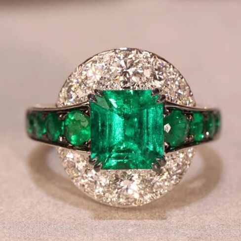 Luxury Square Green Synthetic Gemstone Rings for Women Two Tone Geometric Rings Banquet Party Rings Jewelry in Kuwait