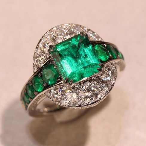 Luxury Square Green Synthetic Gemstone Rings for Women Two Tone Geometric Rings Banquet Party Rings Jewelry in Kuwait