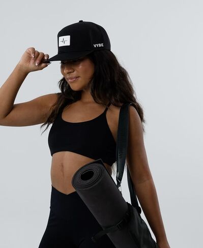 قبعة VYBE Performance Snapback - قبعة بيسبول رياضية طاردة للماء وجيدة التهوية للجولف وصالة الألعاب الرياضية والرياضة والماء in Kuwait