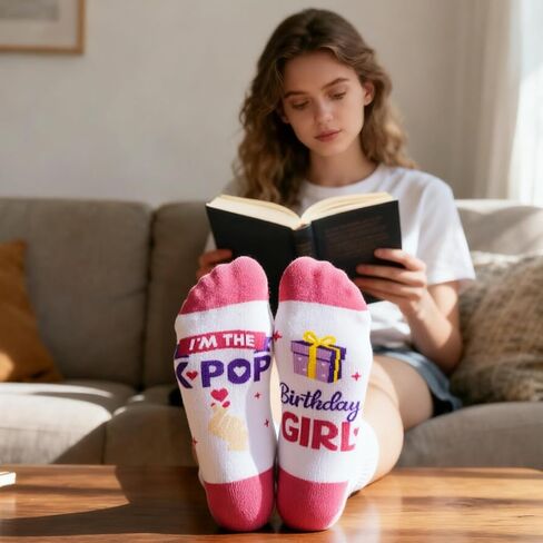 هدايا عيد ميلاد kpop للفتيات والنساء، جوارب عيد ميلاد K Pop للفتيات المراهقات 7-12، Kpop Merch للمغنيين عشاق K-pop، زينة عيد ميلاد K-Pop الأرجواني لابنة حفيدة ابنة أخت أخت in Kuwait