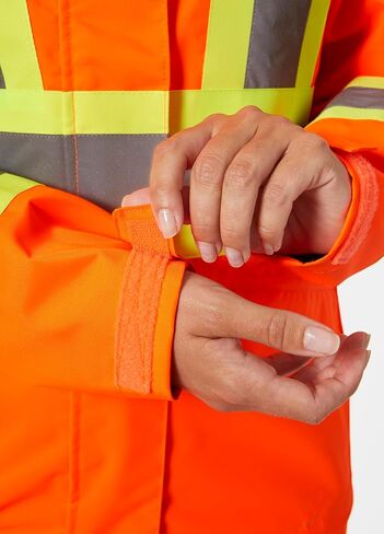 Helly-Hansen Women's Alta Shell Jacket - Waterproof, Windproof, Breathable, High-Visibility Safety Shell Jacket in Kuwait
