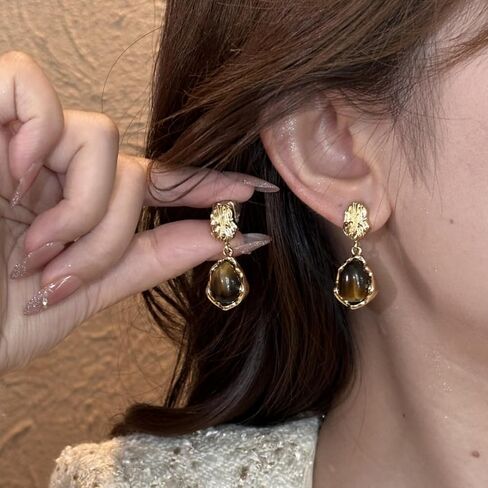 2PCS Maillard Gold Clip On Earrings for Women Dangle Ear Clips Wedding Anniversay Birthday Daily Wear in Saudi Arabia