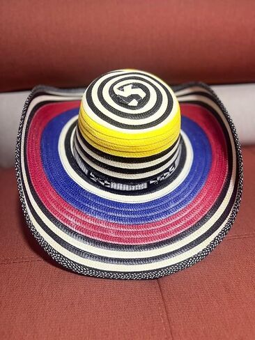 Economic Colombian Vueltiao Hat - Tricolor Flag fibra Plastic Style Hat for Men & Women Unisex Sun Beach in Kuwait