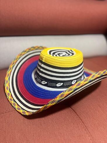 Economic Colombian Vueltiao Hat - Tricolor Flag fibra Plastic Style Hat for Men & Women Unisex Sun Beach in Kuwait