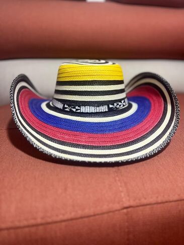 Economic Colombian Vueltiao Hat - Tricolor Flag fibra Plastic Style Hat for Men & Women Unisex Sun Beach in Kuwait