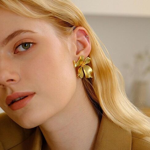 Gold Flower Earrings 14K Gold Statement Flower Earrings for Women Enamel Flower Floral Earrings Sweet Gardenia Flower Stud Earrings Jewelry Gift for Women Girls in Saudi Arabia