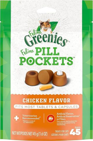 Bundle (6) Feline Pill Pockets Chicken Flavor Natural Soft Adult Cat Treats (1.6-oz Each) with AuroraPet Wipes in Saudi Arabia