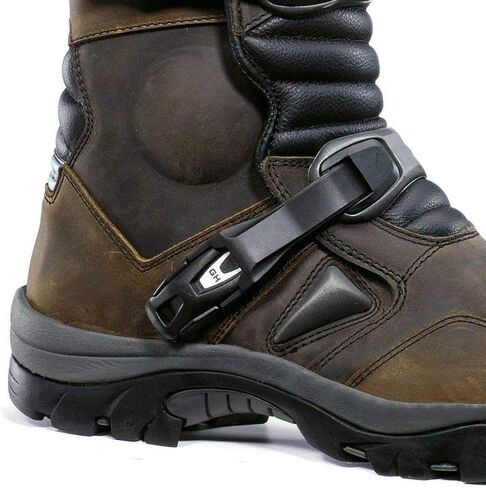 Forma ADVENTURE Unisex-Adult Boots in Saudi Arabia