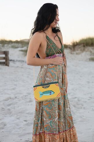 BTC Whimsical Sardines Beaded Crossbody Clutch Coastal Vacation Statement Purse with Gold Chain Strap in Kuwait