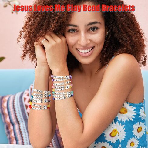Y1tvei Jesus Loves Me Clay Bead Bracelets - 30Sets Stretch Chains with John 3: 16 Bible Verse Cards, String Layering Stackable Stretch Wrist Bracelets for Christian Religious Birthday Party Favors Gift in Kuwait