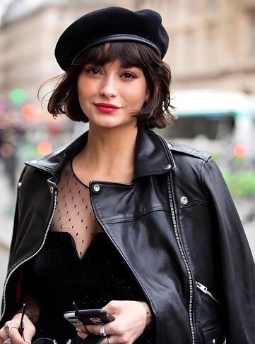 SILAK Iconic Parisian Beret – Army Style Cap, Che Guevara Inspired Fashion, Woolen French Beret Hat for Men and Women in Kuwait
