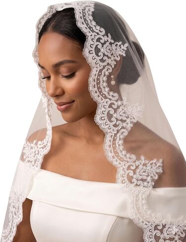 Mantilla Veil Fingertip Length Wedding Veil Lace Applique Edge Bridal Veil with Comb for Bride in Saudi Arabia