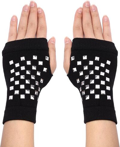 Eigso Womens Punk Studded Gloves, Y2K Rock Concert Glove for Woman Spikes Fingerless Glove in Kuwait