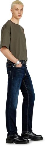 Diesel 2023 D-Finitive Regular Jeans in Kuwait