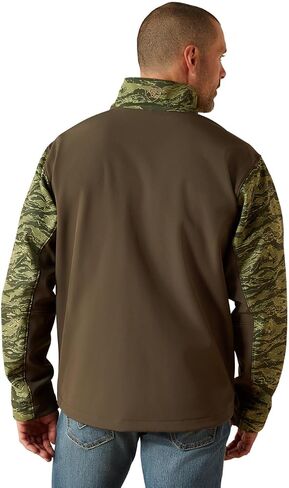 ARIAT Logo Softshell Jacket, Earth Green Camo, XX-Large Tall in Kuwait