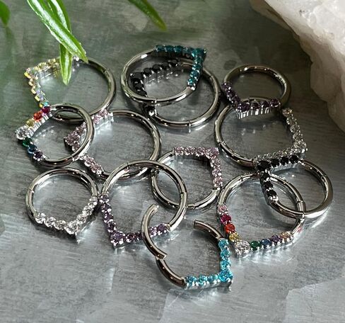 1 Piece Beautiful Chevron CZ Gem Front Hinged Segment Ring - Steel Septum Hoop Helix Daith - Body Jewelry in Kuwait