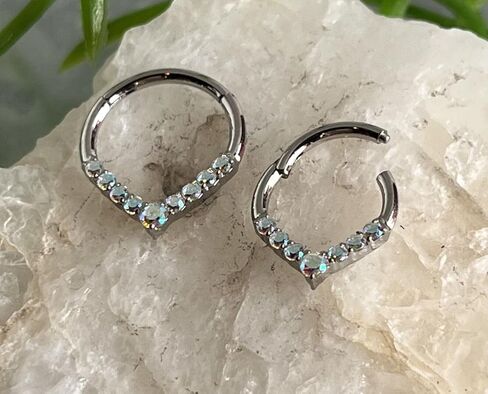 1 Piece Beautiful Chevron CZ Gem Front Hinged Segment Ring - Steel Septum Hoop Helix Daith - Body Jewelry in Kuwait