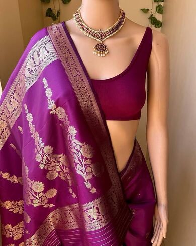 Women's Banarasi Silk Saree Purple with Golden Zari Work Unstitched Blouse Piece Traditional Weaving Floral Motifs Border in Kuwait