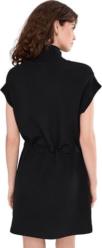 Varley Women's Avaya Half Zip Dress in Kuwait