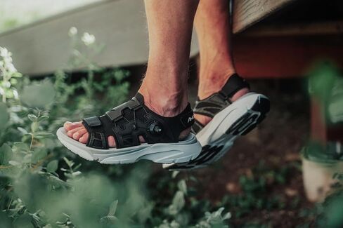 Mens Martlett Sandal - Lightweight and Adjustable Athletic Footwear for Outdoor, Walking, and Hiking in Saudi Arabia