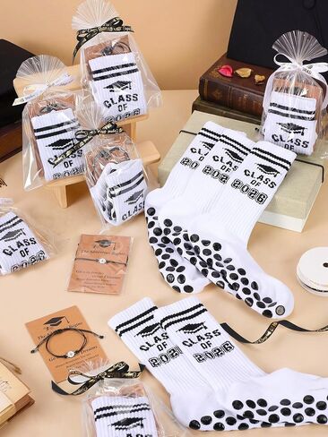 Glitopper 12 Set Class of 2026 Graduation Gifts Sock for Her Him Congratulation Bracelet Set for College School Party Favors in Kuwait