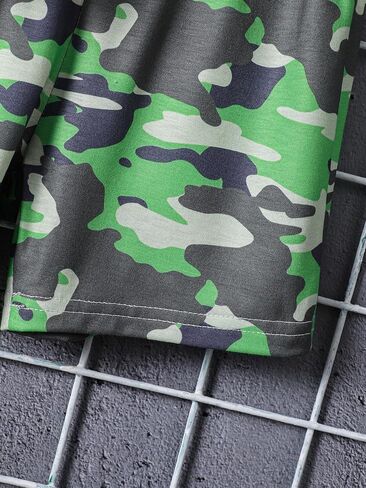 Little Boy Summer Outfits Dinosaur Graphic T-Shirt and Camo Shorts 2Pcs Clothes Set 4-7 Years in Kuwait