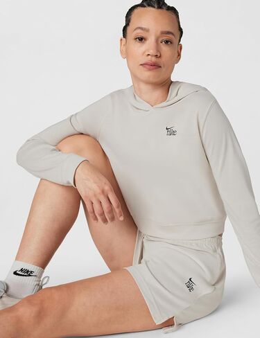 هودي خفيف الوزن من Nike للنساء من Sportswear Chill Knit in Kuwait