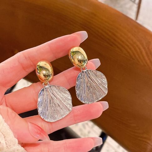 Women's Golden Siver Ear Clips Clip On Earrings Dangle Earrings in Saudi Arabia