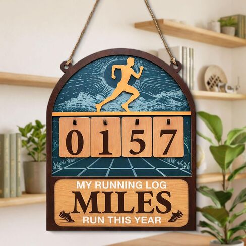 علامة تعقب Miles Run This Year - ديكور منزلي خشبي لسجل الجري السنوي - هدايا الجري للنساء والرجال، هدايا عداء الماراثون in Kuwait