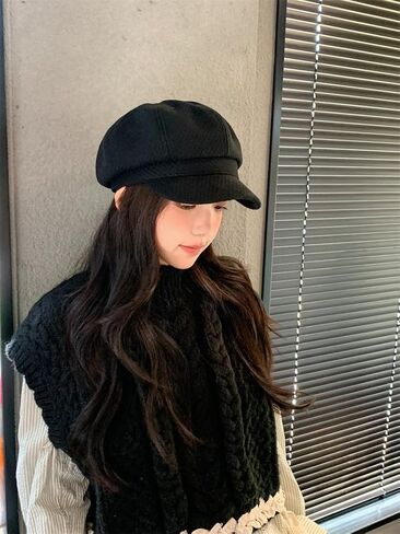 2PS Newsboy Hats for Women Classic Vintage Beret Hat with Adjustable Strap Warm Stylish Sunshade Hat for Fall Winter Outdoor Casual Wear(Black/White) in Kuwait