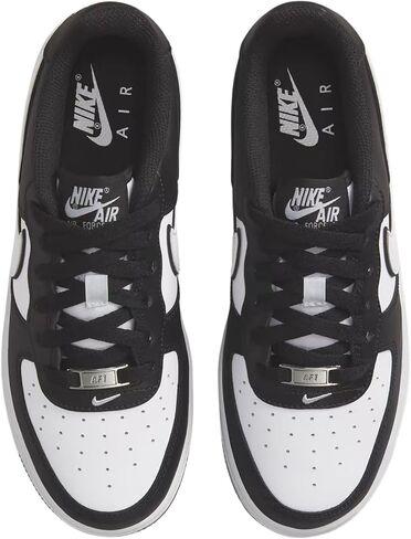 حذاء الجري اير فورس 1 Lv8 2 (Gs) من نايك للرجال in Kuwait