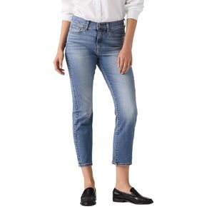 Levi's Women's Classic Straight Ankle Jeans in Kuwait