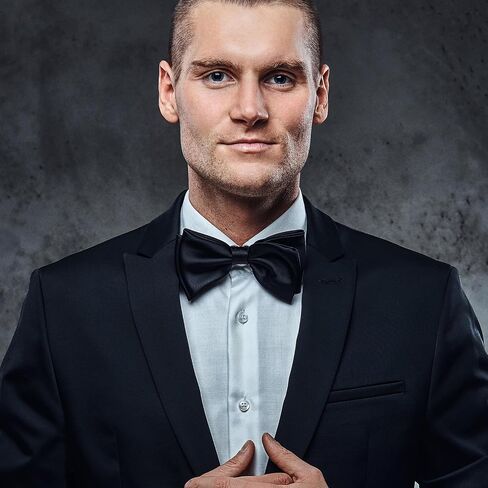 DIVINA VITAE 2Pcs Clip On Bow Ties for Men, Solid Black Bow Tie for Shirts Vests Tuxedos Suits Party Graduation Gifts in Kuwait