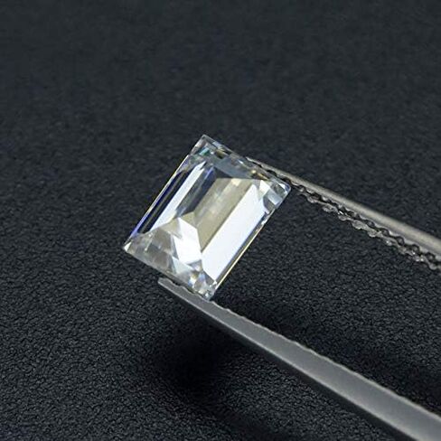 LOTUSMAPLE selected 0.15CT - 12CT moissanite loose stone rectangle baguette excellent cut color D clarity FL-VVS1 diamond certified each one bigger than or equal to 0.5CT with a GRA certificate in Saudi Arabia