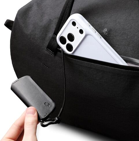 Bellroy Venture Ready Duffel 40L (حقيبة سفر متينة لعطلة نهاية الأسبوع مع تنظيم مبسط) - أسود in Kuwait