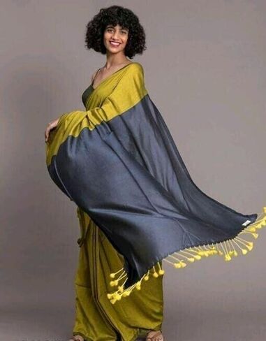 Women's Designer White Indian Handloom Ethnic Cotton Saree With Tassels Unstitched Blouse Piece. (Green) in Kuwait