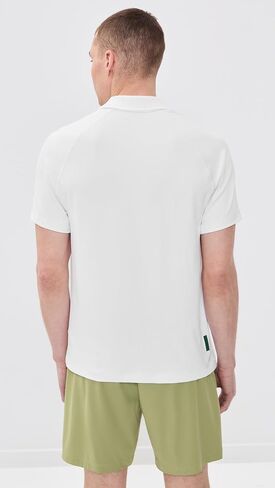 لاكوست بولو الأداء للرجال in Kuwait